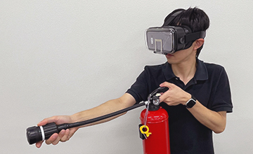 VRを複数人数で体験する方法は？防災訓練VRの「同時再生システム」